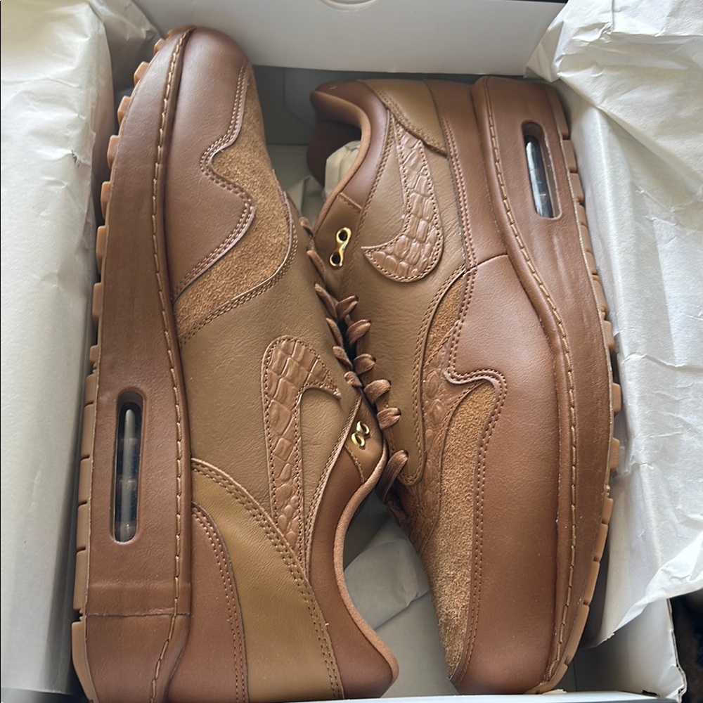 Men's Brown Sneakers